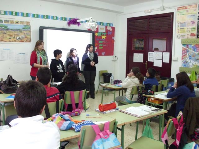 Jornadas de igualdad de género destinadas a los niños-as de quinto y sexto de primaria en el colegio público de Villanueva