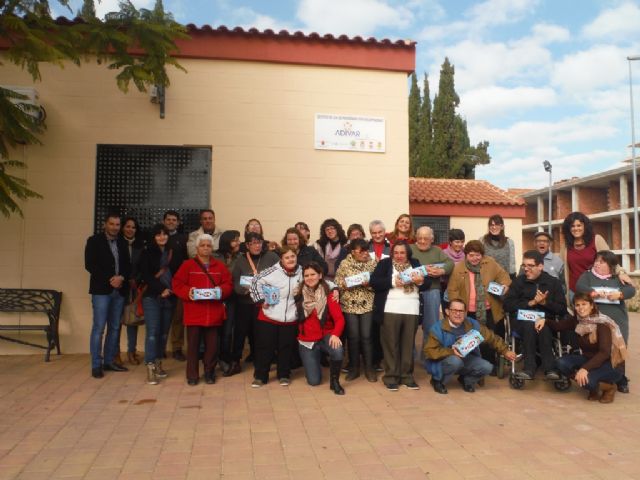 Visita del equipo de gobierno a la Asociación 'ADIVAR'