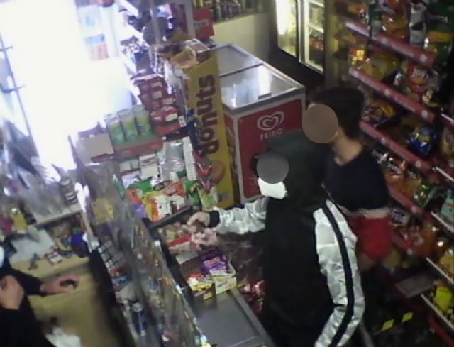 La Guardia Civil esclarece el atraco a un comercio de Villanueva con la detención de sus dos presuntos autores