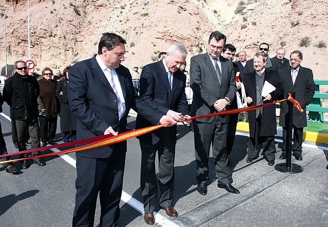 El nuevo puente sobre la rambla del Mayés agilizará  las comunicaciones en los accesos al Valle de Ricote