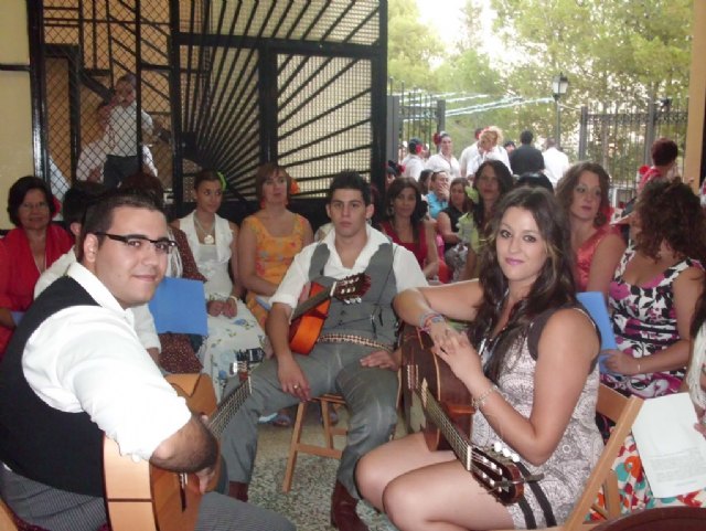 I peregrinación Rociera organizada por el grupo rociero “Aromas del Valle” de Villanueva
