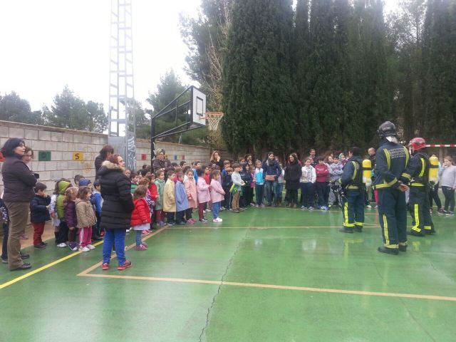 Simulacro de seismo en el colegio público de Villanueva del Río Segura